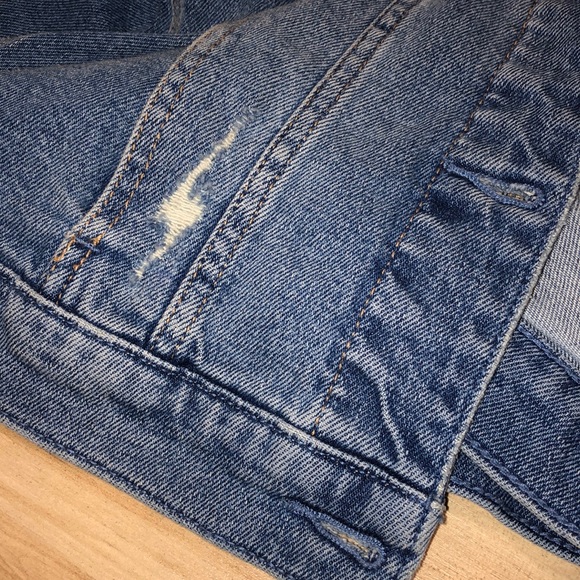 Hollister Ripped Jean Jacket - Picture 8 of 8